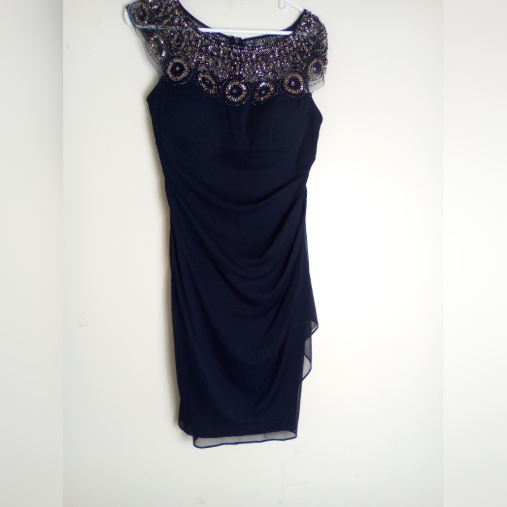 XSCAPE Elegant Black Sequin Embellished Dress SIZE 8 - Picture 5 of 10